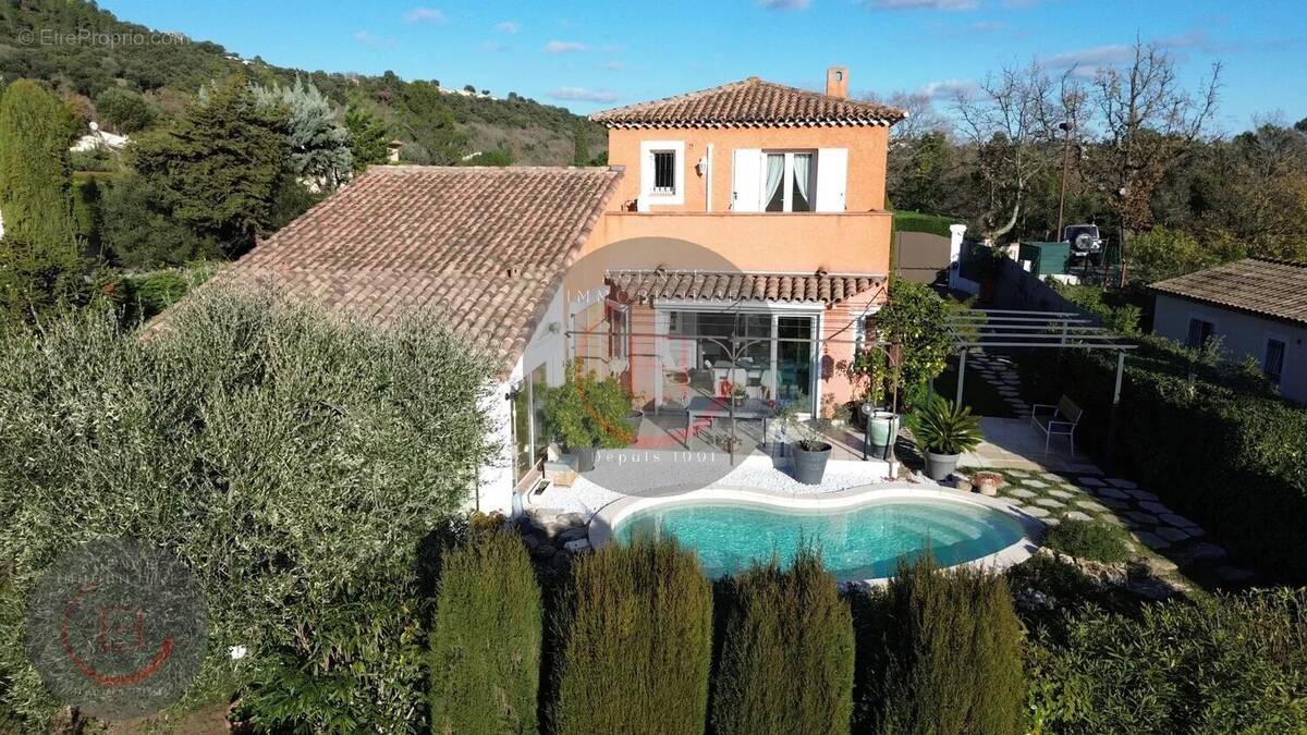 Maison à LES ADRETS-DE-L'ESTEREL