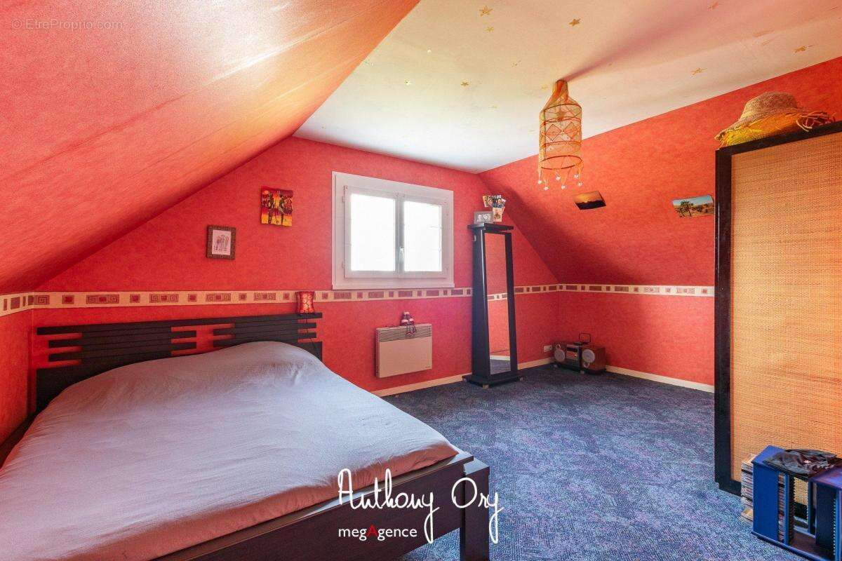 Maison à SAINT-SEVER-CALVADOS