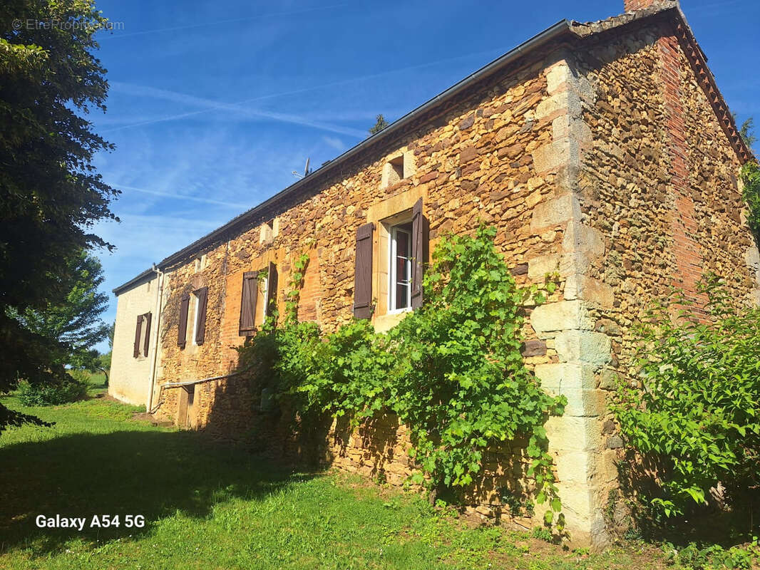 Maison à GRIVES