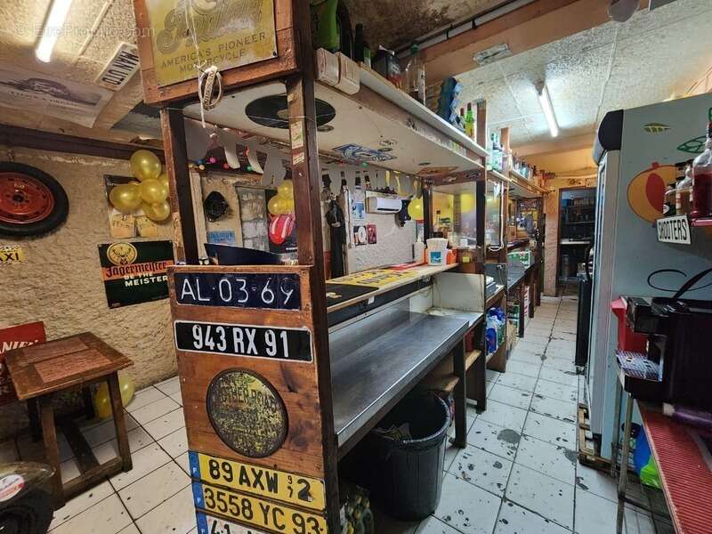 Commerce à FORT-DE-FRANCE