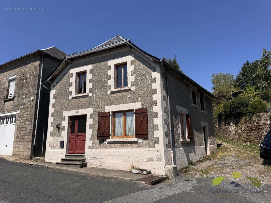 Maison à Treignac  - photo 12