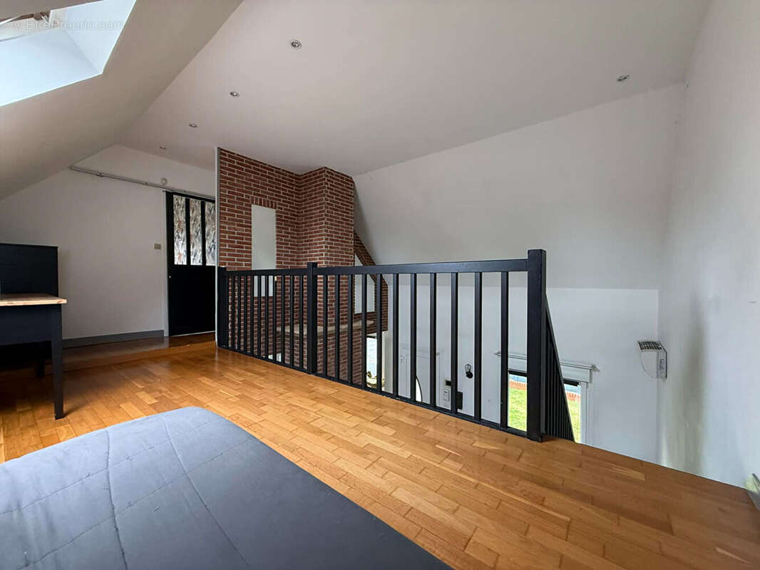 Maison à BRUAY-LA-BUISSIERE