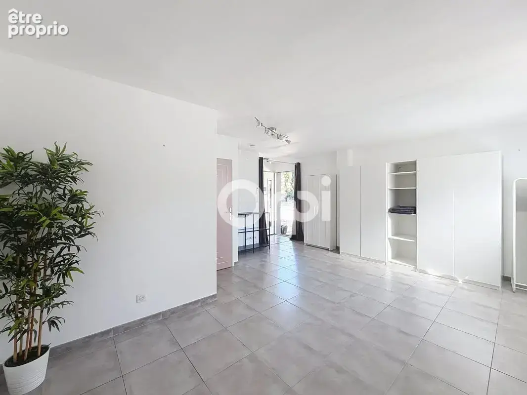 ** Maison 3 pièces 88 m2 + remise 24 m2 - Stationnements et jardin ** - photo 16
