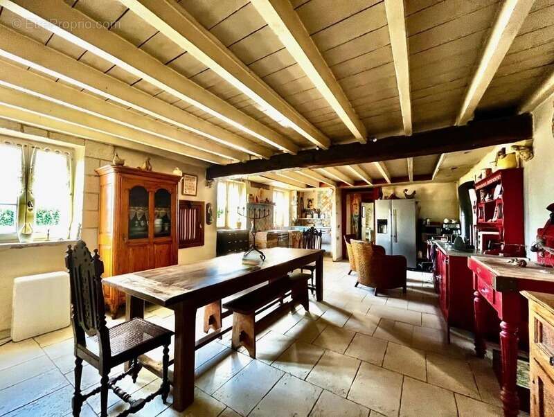 Maison à LA PACAUDIERE