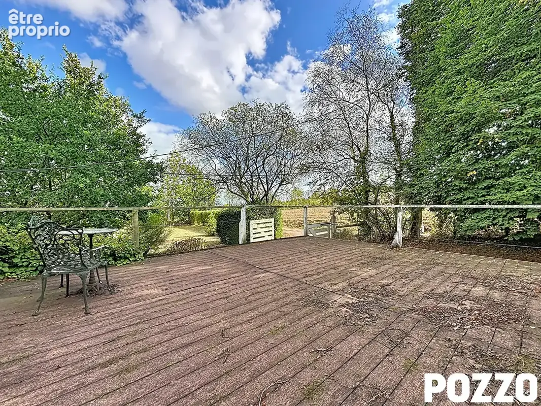 A VENDRE - Maison individuelle avec vue exceptionnelle et gîte intégré !! - photo 11