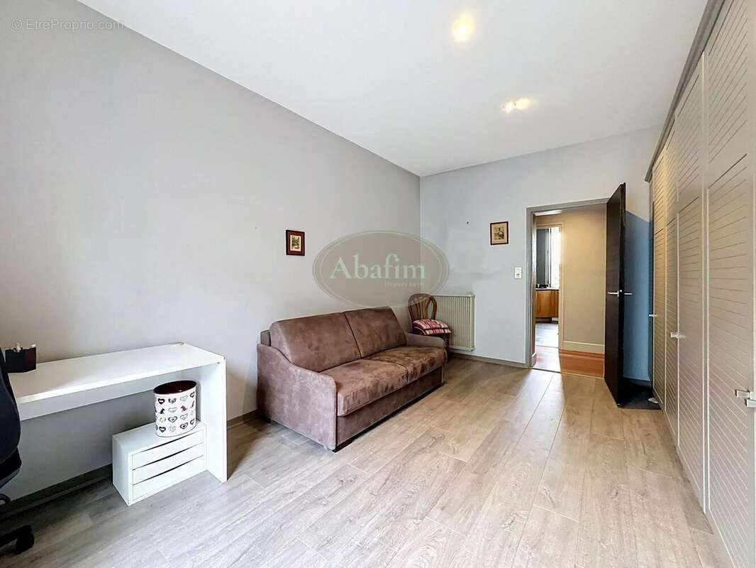 Appartement haussmannien lumineux - photo 11