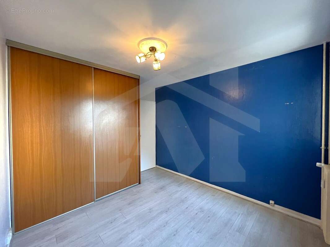 T4 rue gerard philipe - photo 10