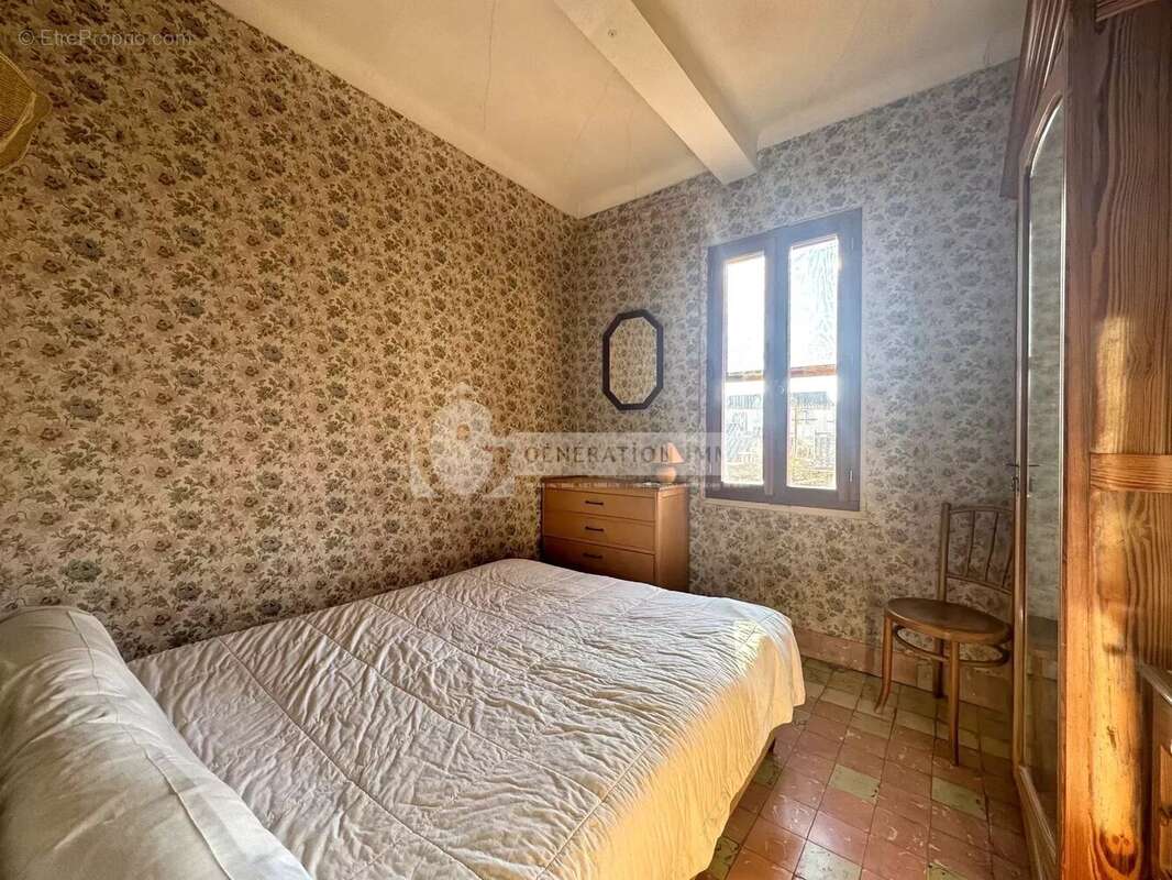 Maison à FONTVIEILLE