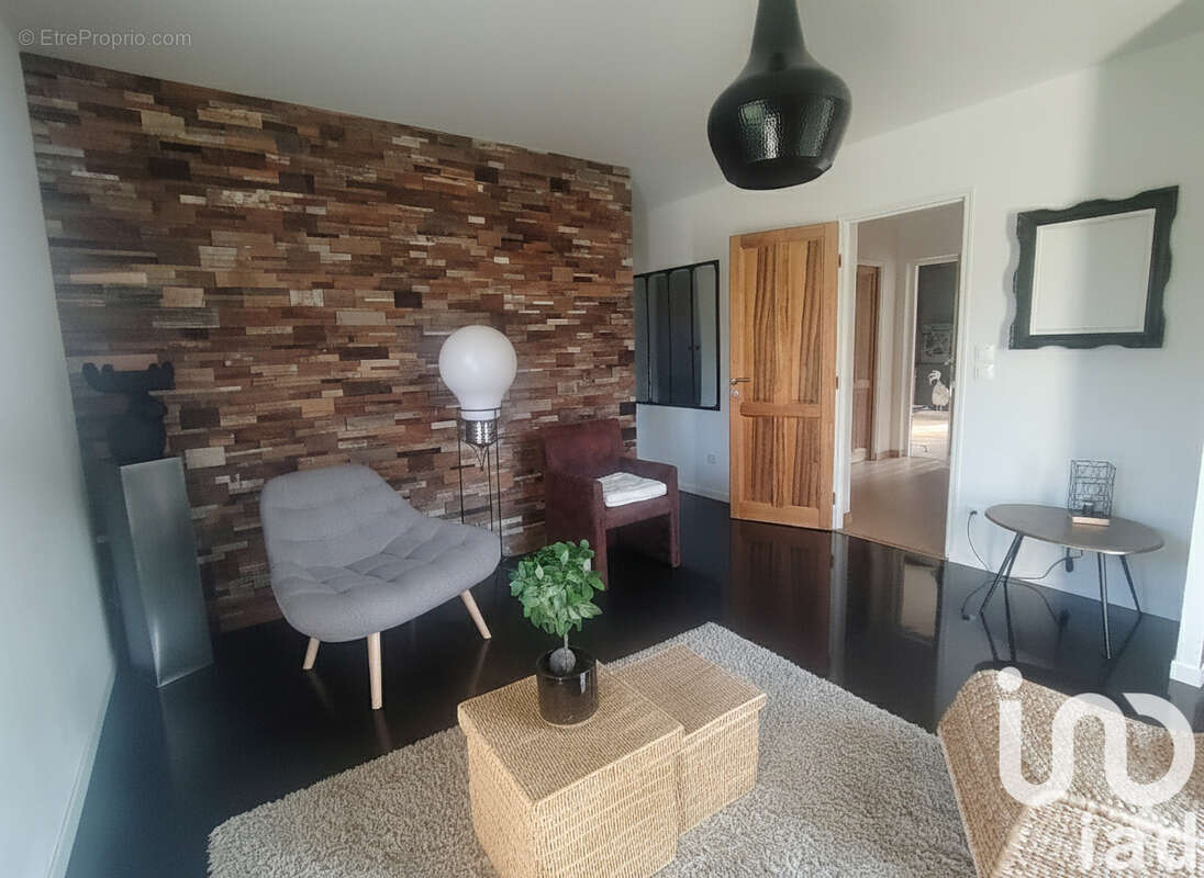 Maison 212 m² à La Biolle  - photo 7