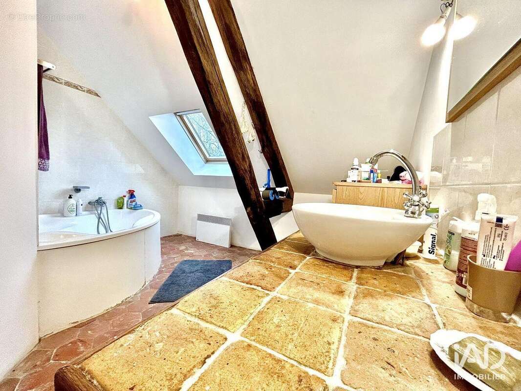 Maison 145 m² à Piffonds  - photo 7