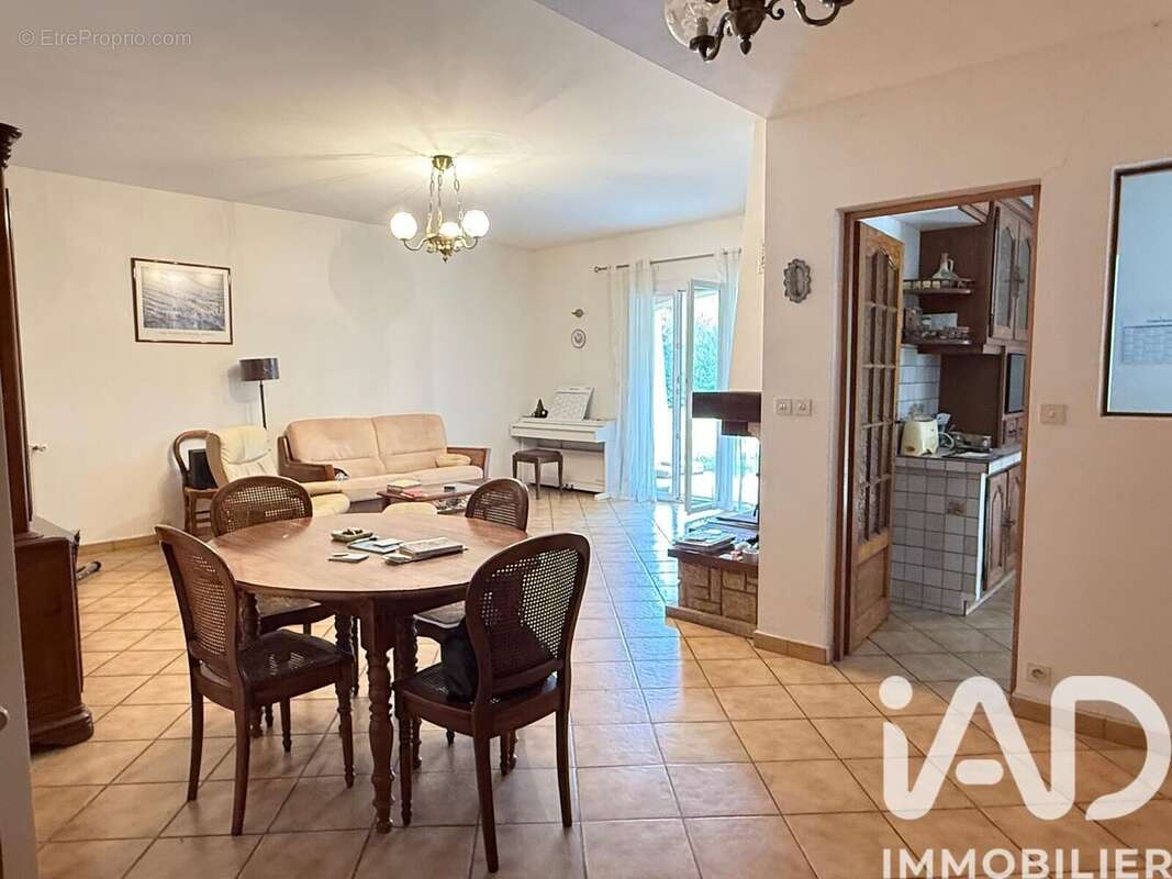 Photo 6 - Maison à LA CRAU