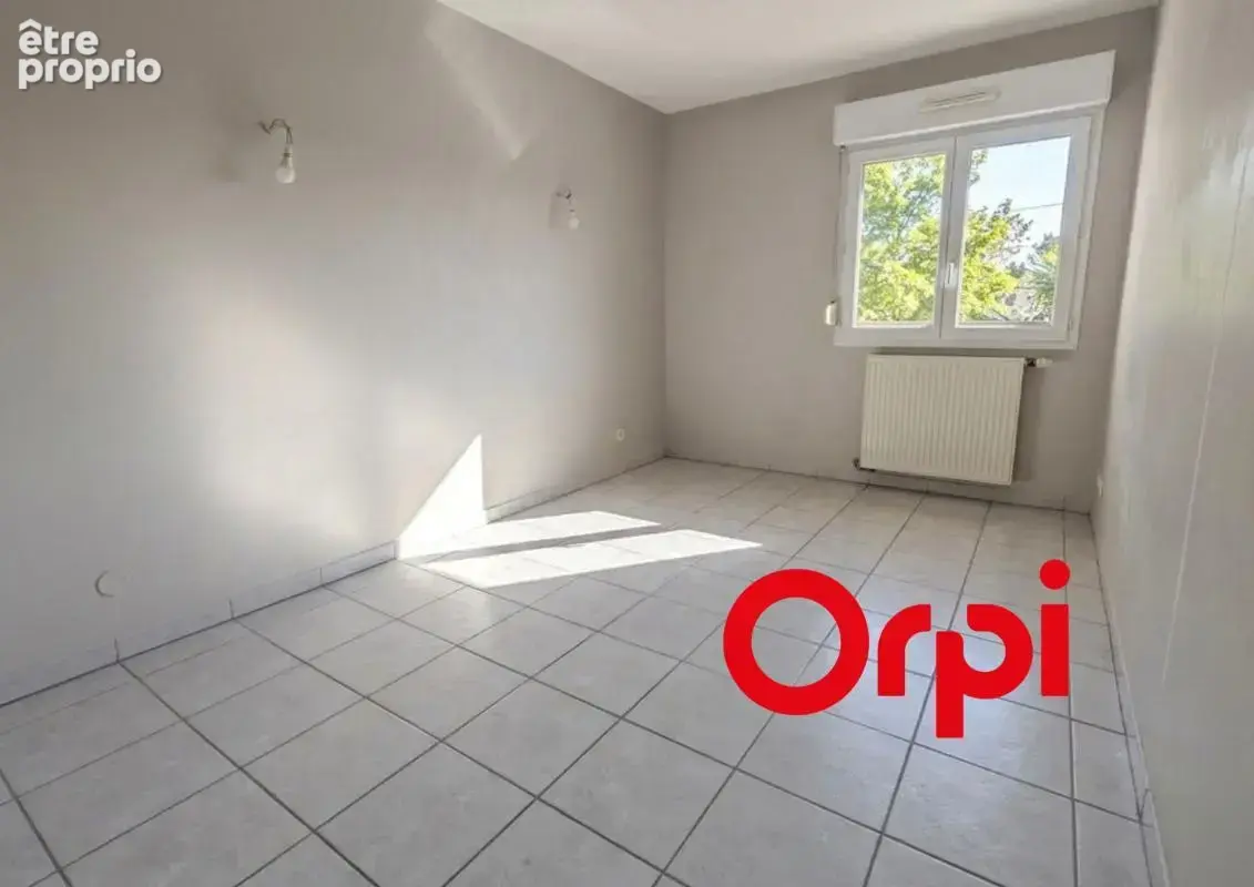 Appartement T3 - lumineux - terrasse et parking sécurisé – Moulin-à-Vent - Vénissieux - photo 6