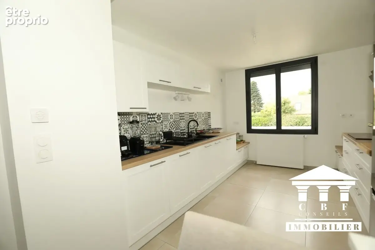 Maison 9 pièces 235 m² à vendre à Saint-Remy (71100) - photo 6