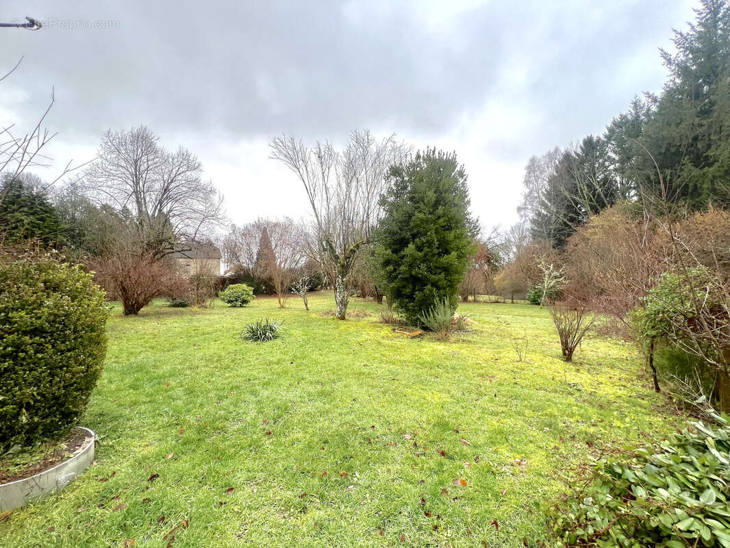 Maison à ROSIERS-D'EGLETONS