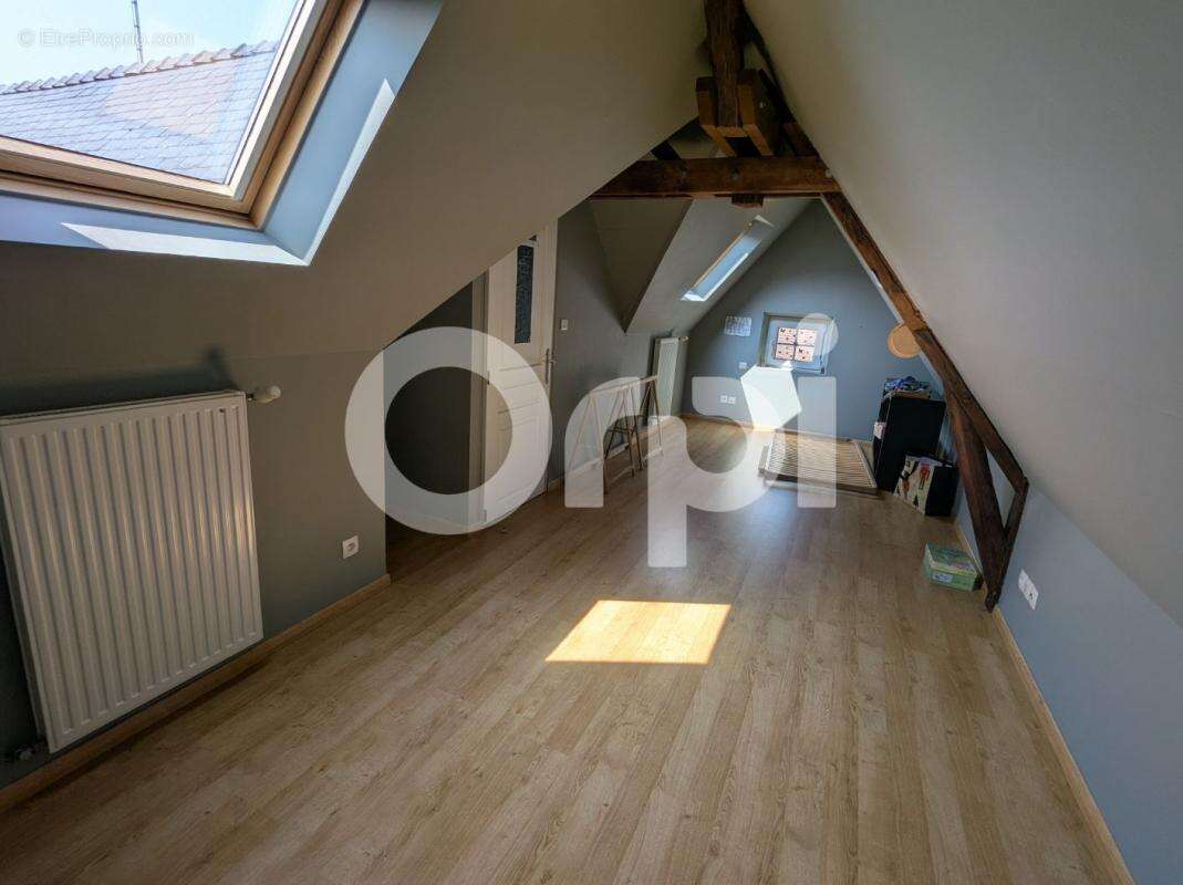Maison renovee 139 m², 4 chambres + 1 bureau, et son jardin de 1050 m², a vendre cuise la motte (60350) - - photo 12