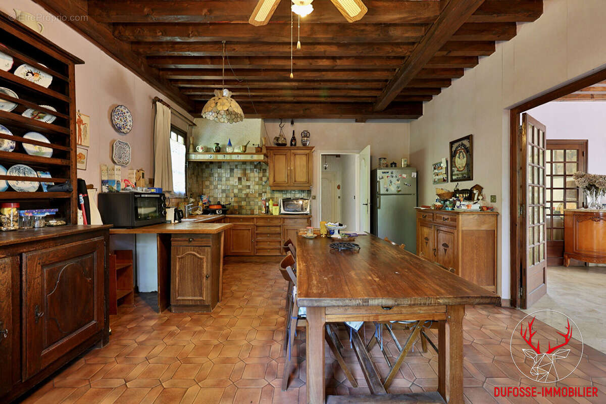 Maison à CHARBONNIERES-LES-BAINS