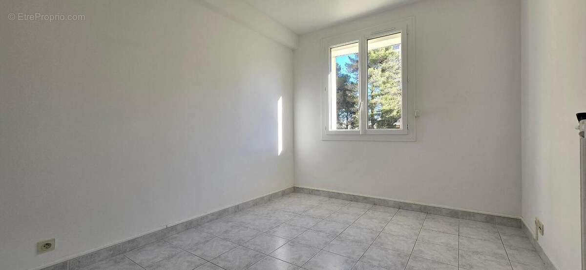   - Appartement à ANTIBES