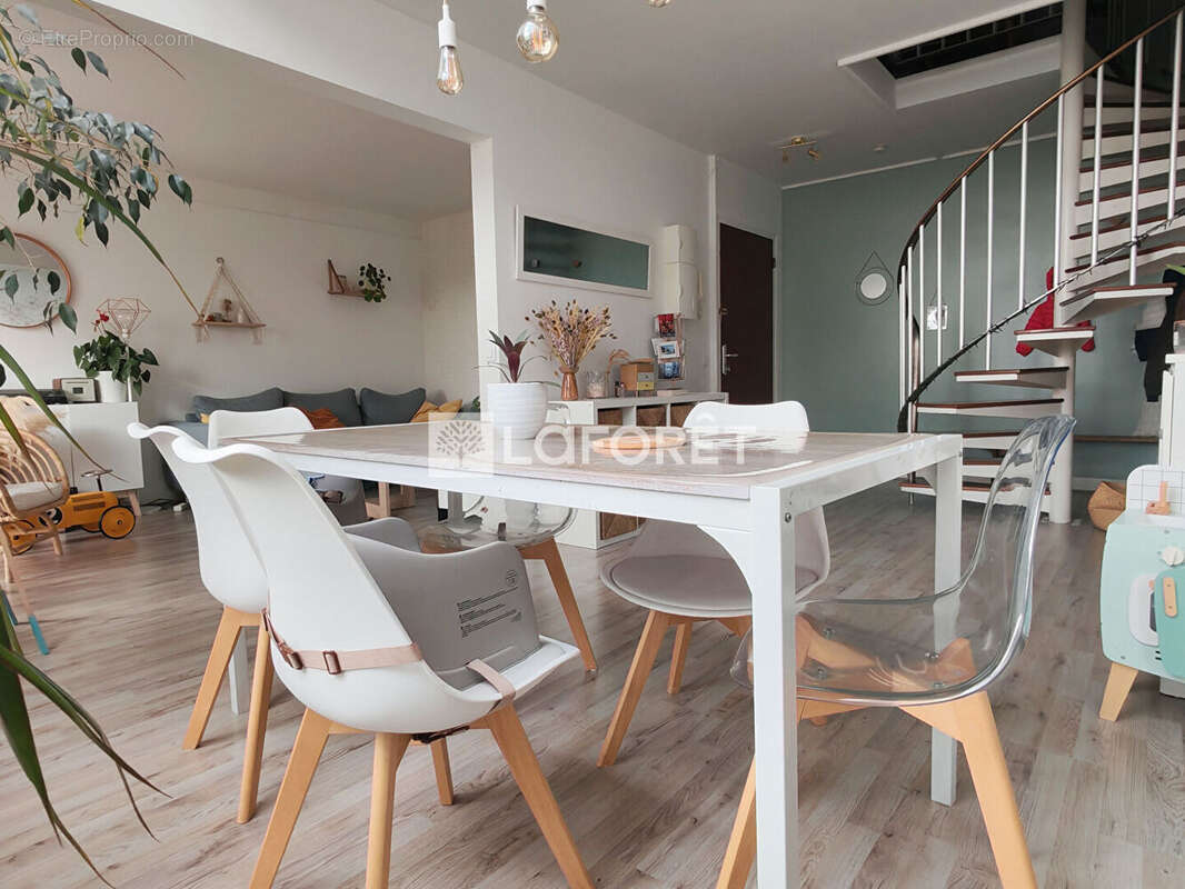 Appartement à JUVISY-SUR-ORGE