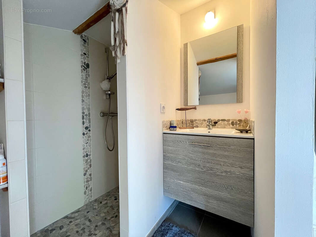 Maison à SAINT-PIERRE-D&#039;AURILLAC