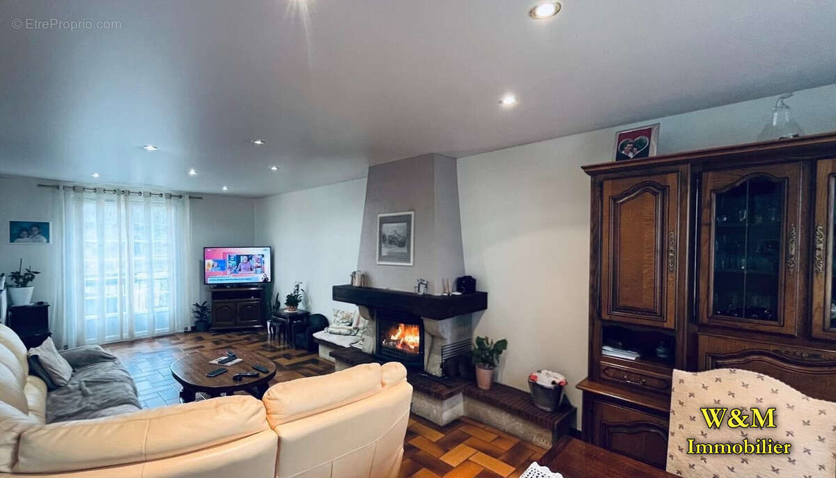 Maison à RIS-ORANGIS