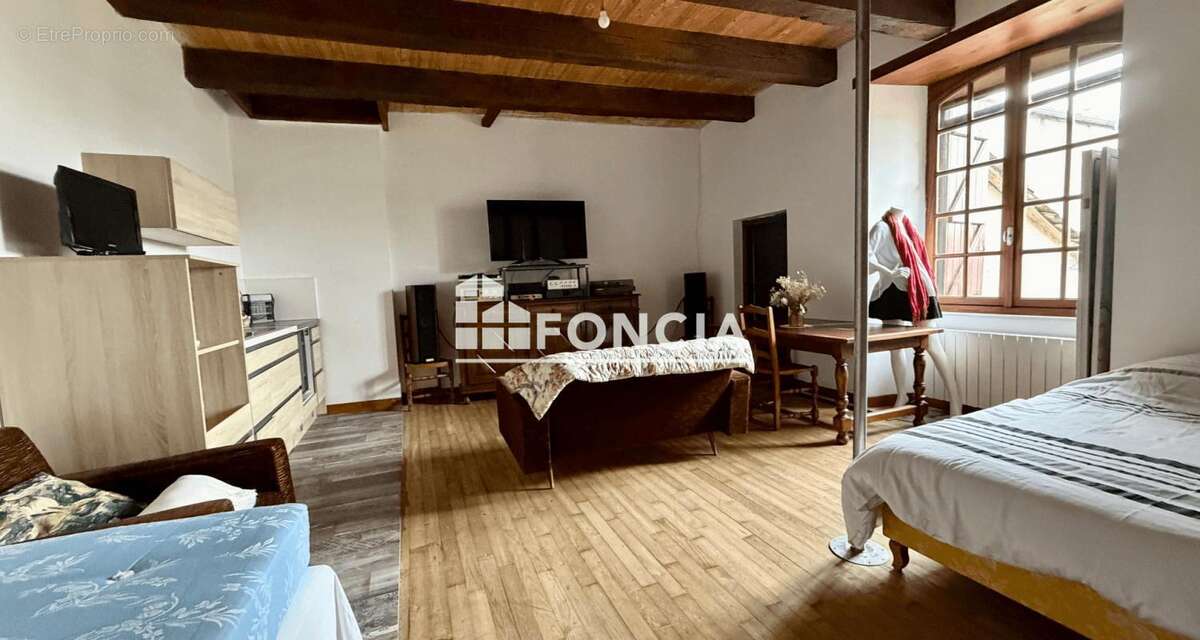 Maison à SAUVETERRE-DE-ROUERGUE