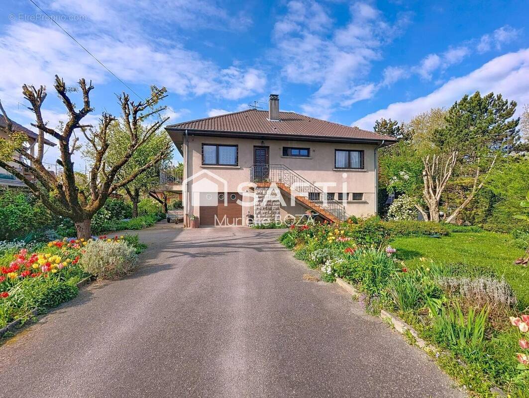 Photo 1 - Maison à SAINT-MARTIN-D'HERES