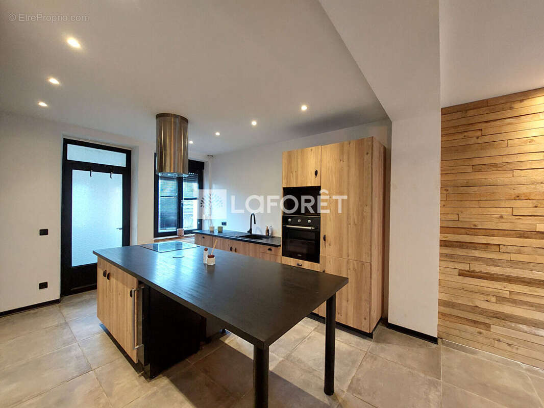 Maison Russange 5 pièce(s) 70 m2 / 2 à 3 chambres/ / Jardin / Terrasse / Réserves - photo 4