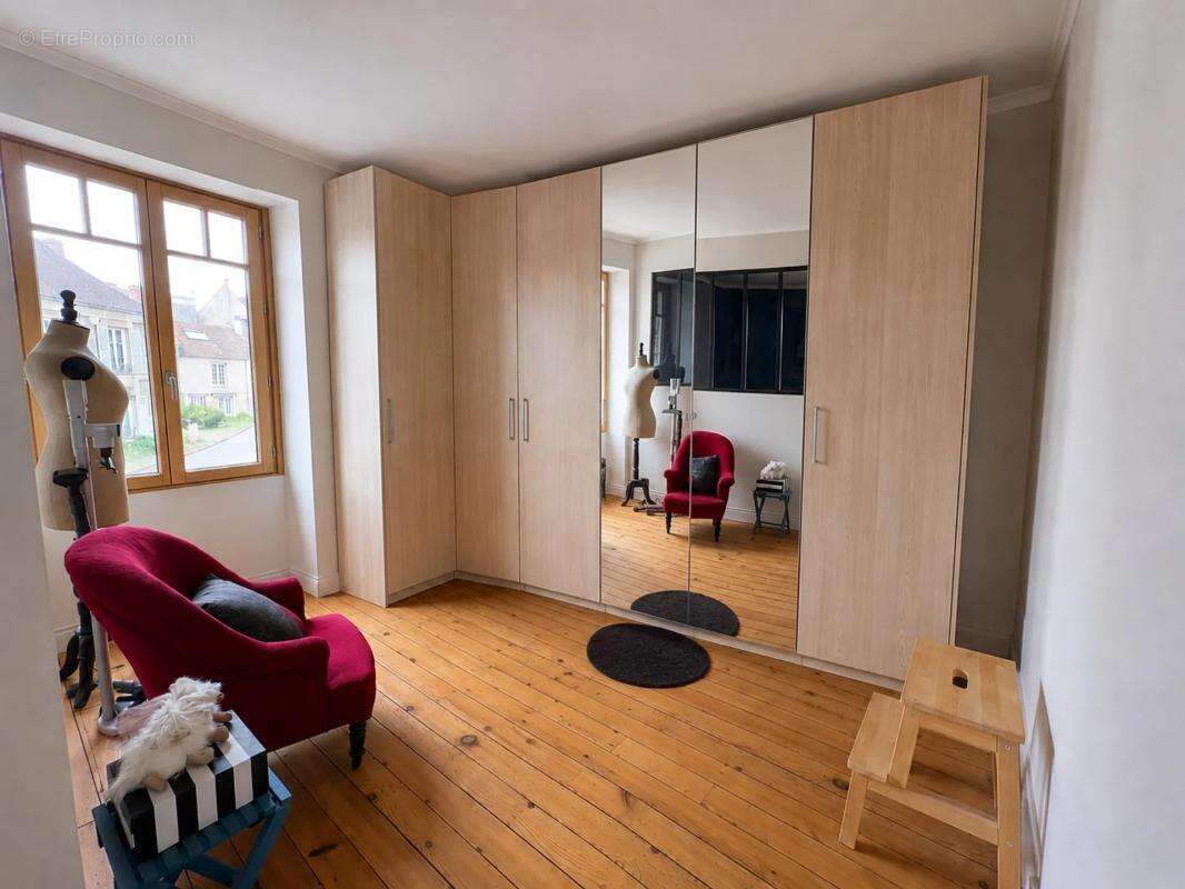 Maison de 7 pièces de 240 m² - photo 15
