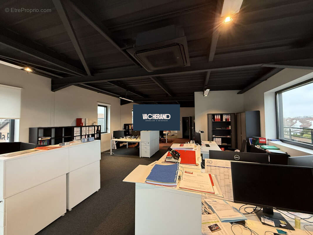 Commerce à VILLENEUVE-D&#039;ASCQ