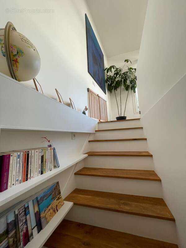 Maison à LA CELLE-SAINT-CLOUD