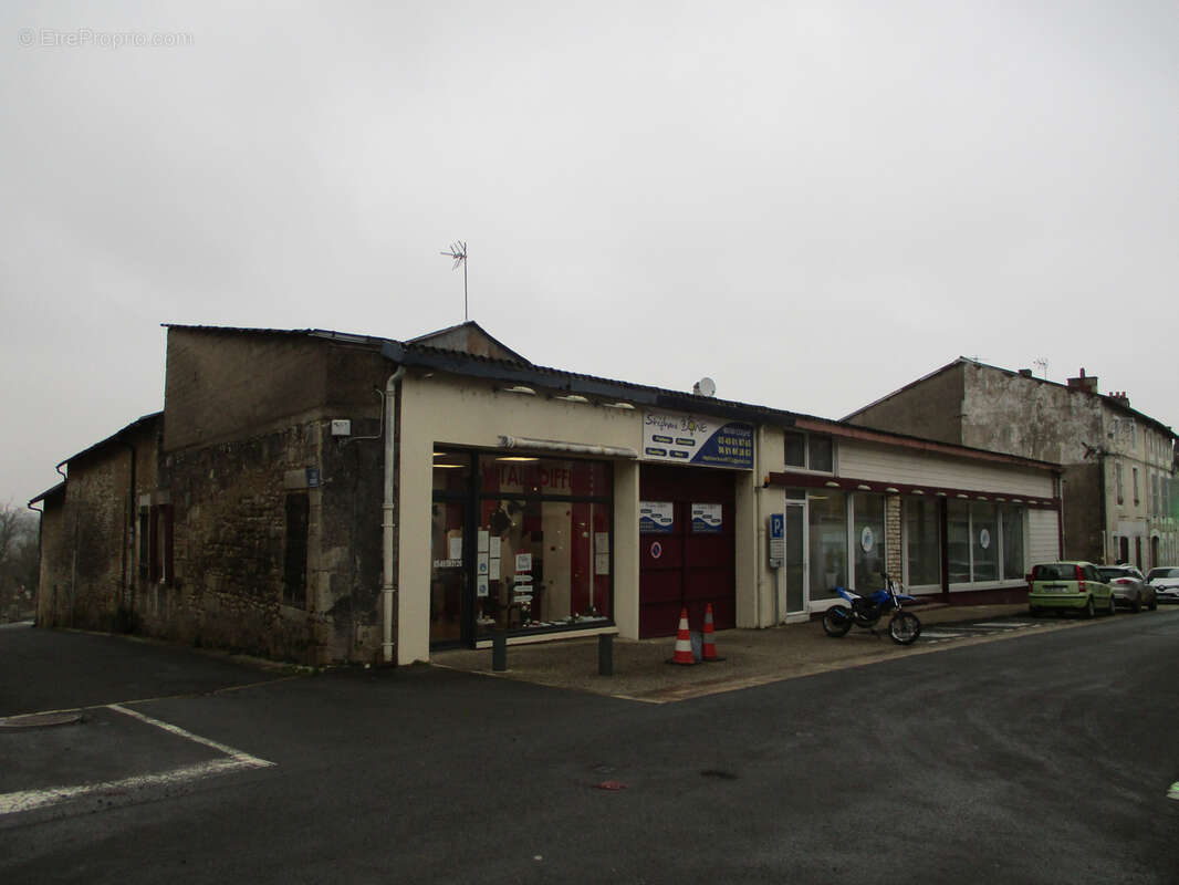 Appartement à CEAUX-EN-COUHE