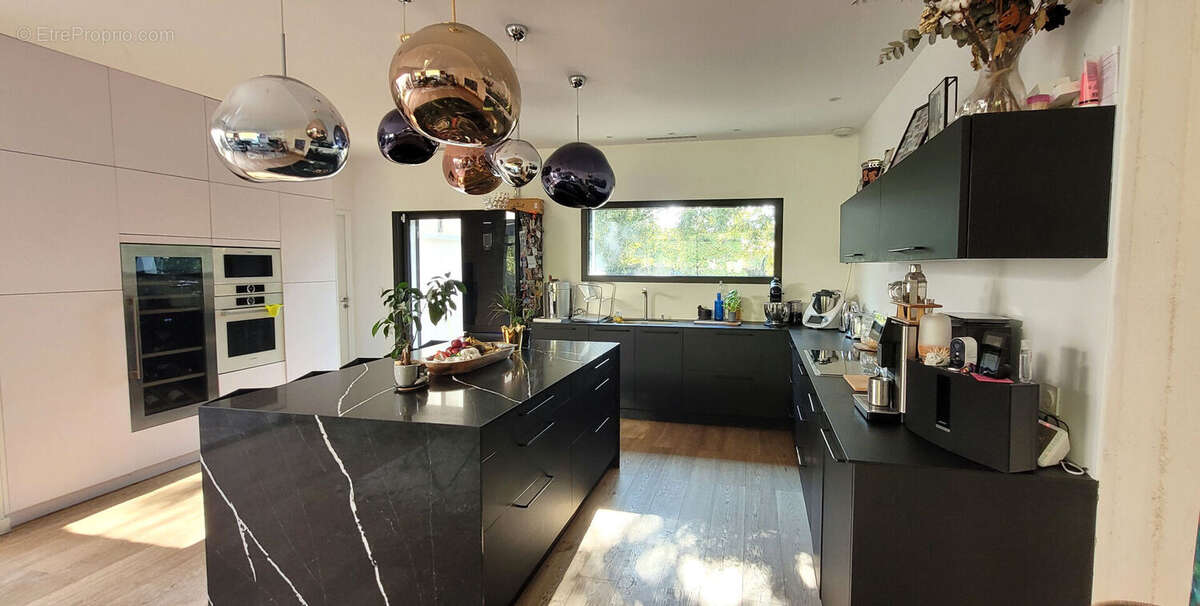 A vendre Villa contemporaine de plain pied dans un secteur recherché - photo 3
