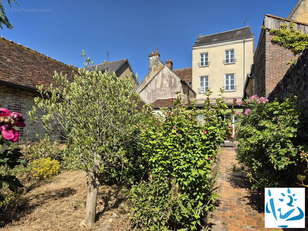 Maison à MORTAGNE-AU-PERCHE