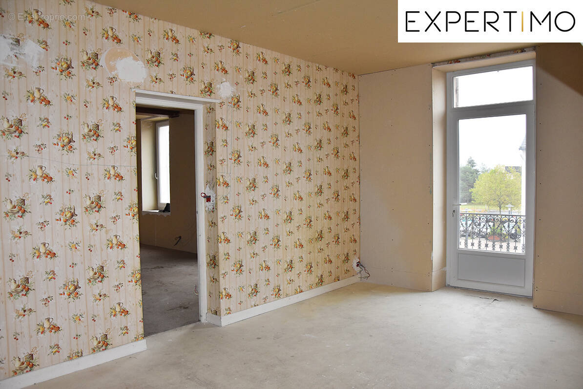 Maison à SAINT-ELOY-LES-MINES