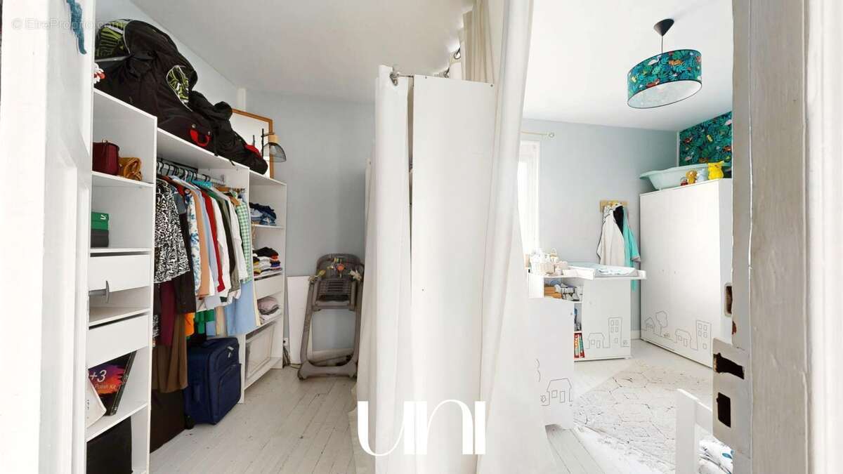 Maison à MAY-SUR-ORNE