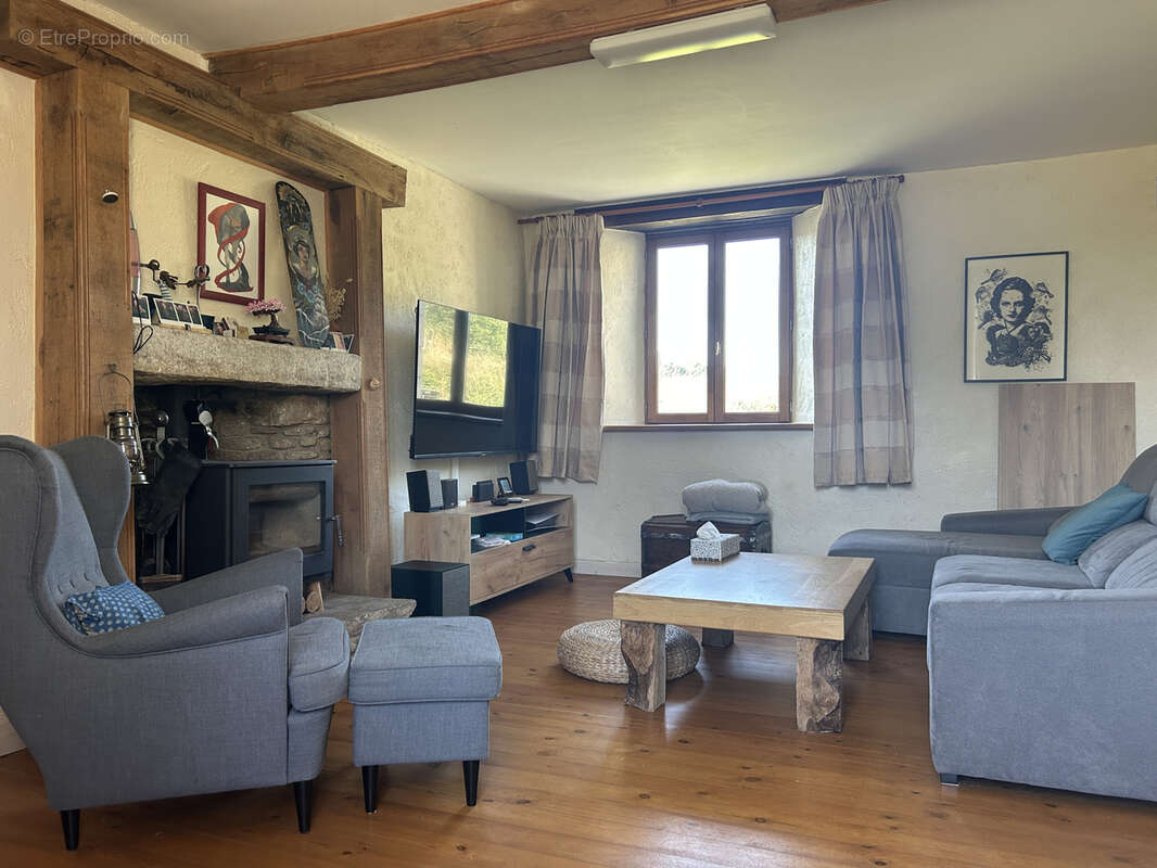 Maison à BRUSVILY