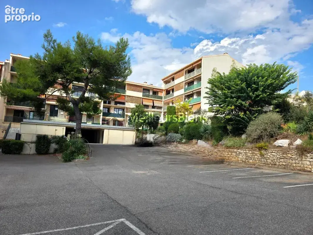Appartement entièrement rénové avec vue imprenable Roucas - photo 13
