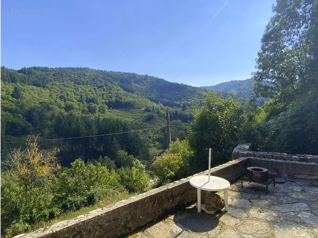 Maison à LE CHAMBON