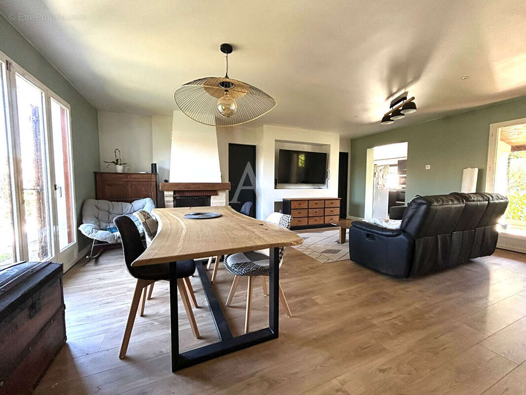 Maison à LE TAILLAN-MEDOC