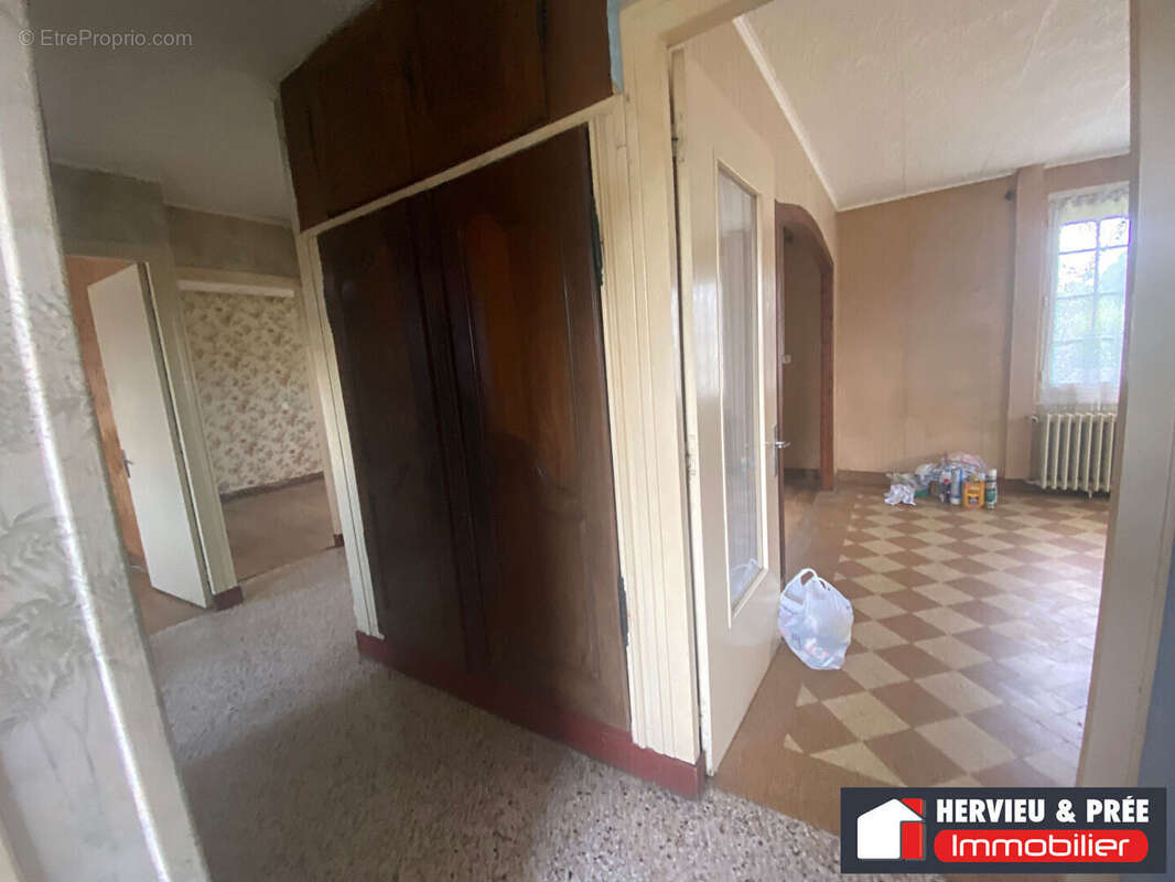 Maison à BIEVILLE-BEUVILLE