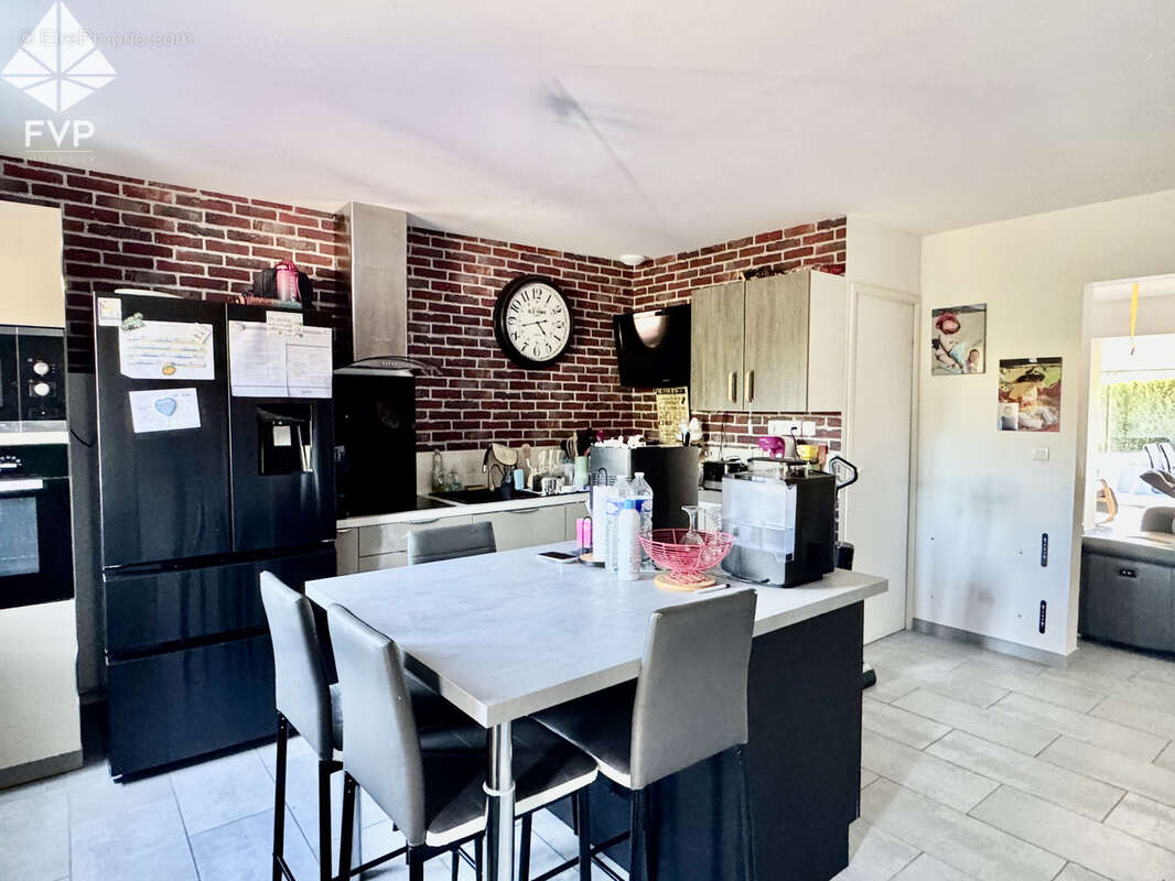 À VENDRE   A FONTAINE LE DUN - Pavillon avec vue dégagée sur la campagne - photo 4