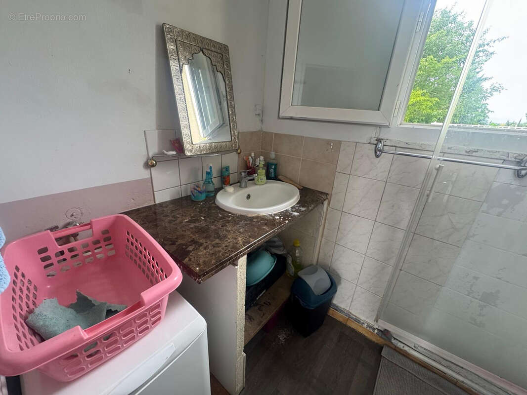 Valréas - appartement t3 - 2 chambres - photo 9