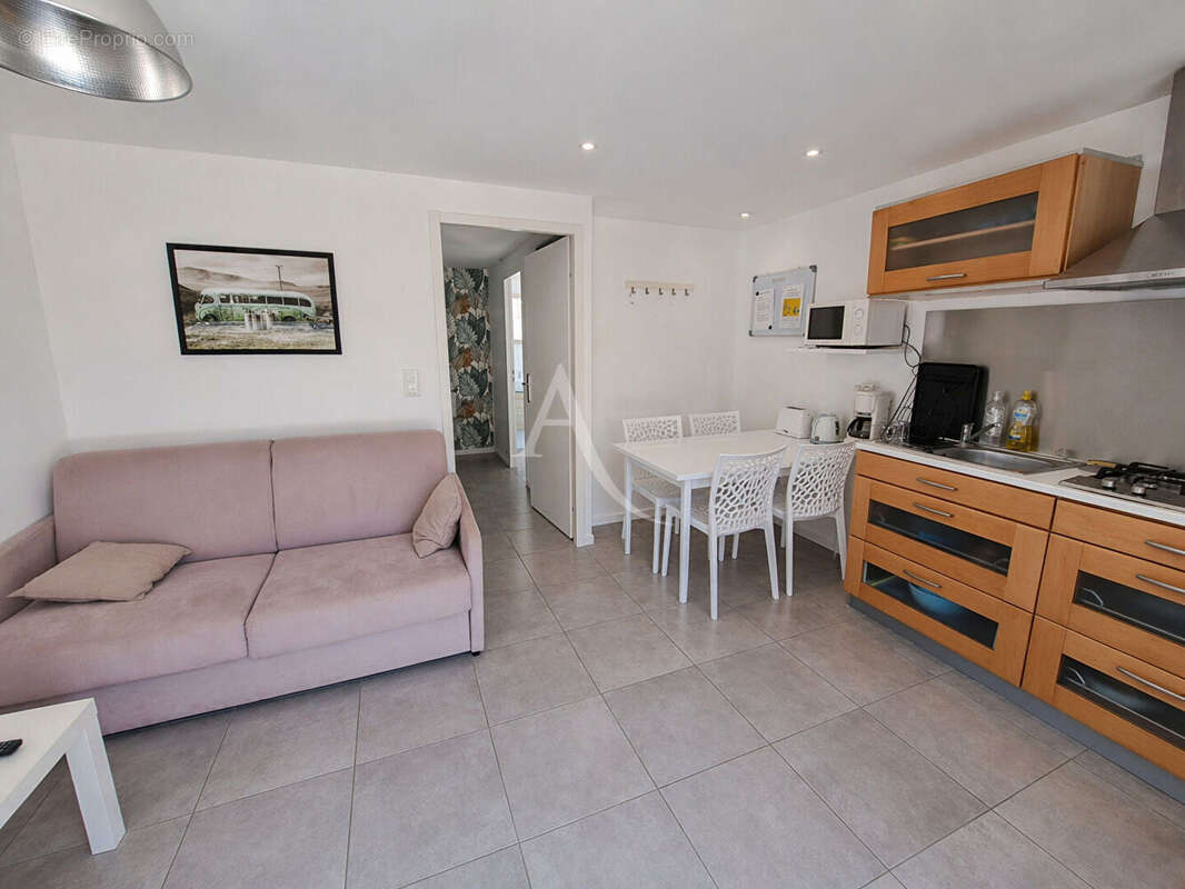 Maison à LES HERBIERS