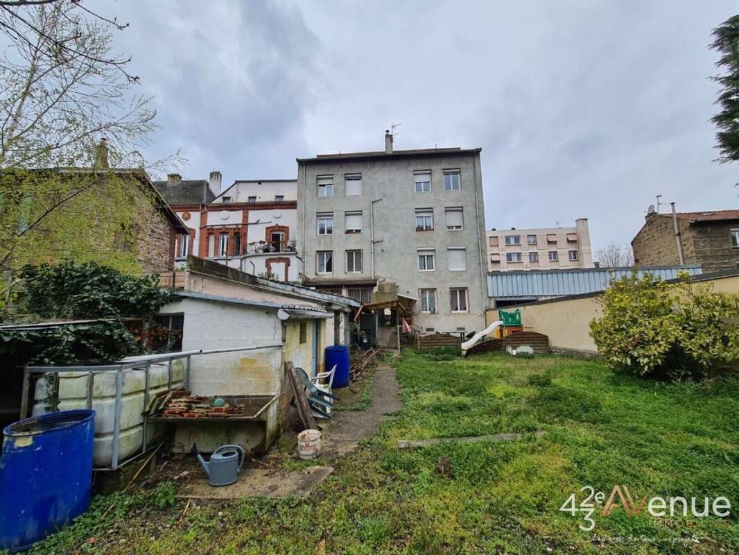 Appartement à SAINT-ETIENNE