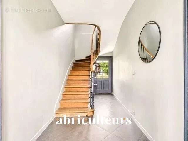 Maison à FRESNOY-LA-RIVIERE