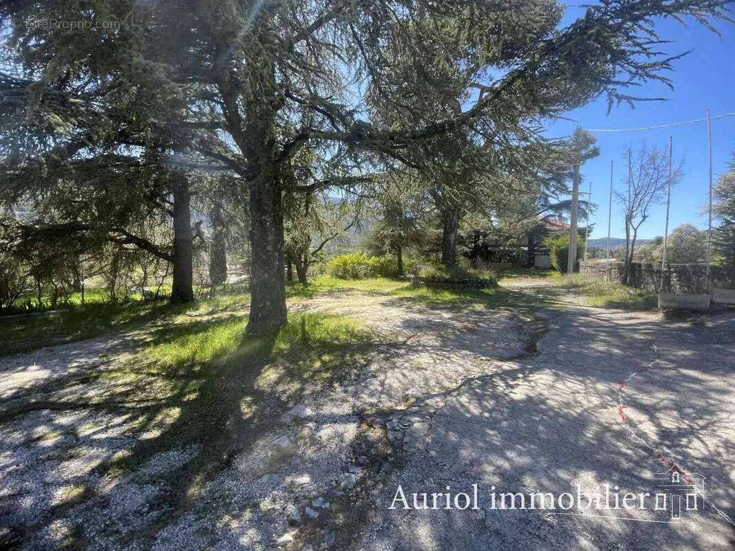 Maison à PLAN-D'AUPS-SAINTE-BAUME