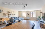 Appartement à SAINT-FORGEUX