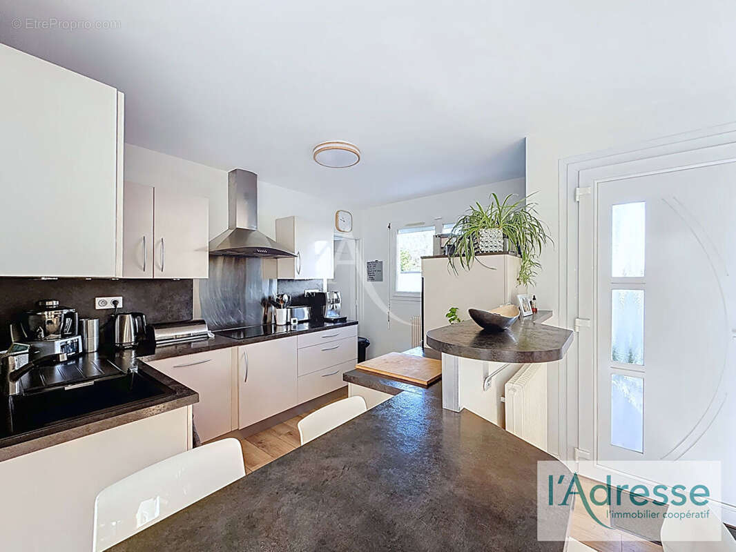 Maison à CASTELGINEST