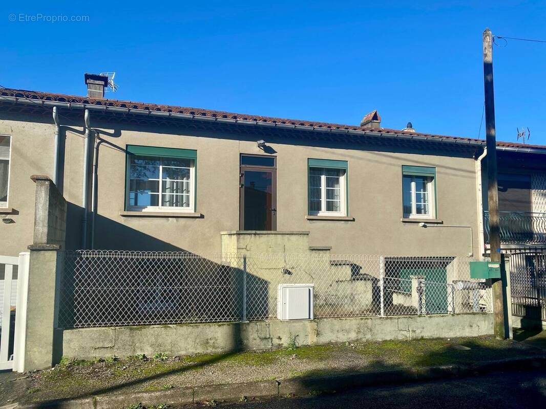 Photo 1 - Maison à AUSSILLON