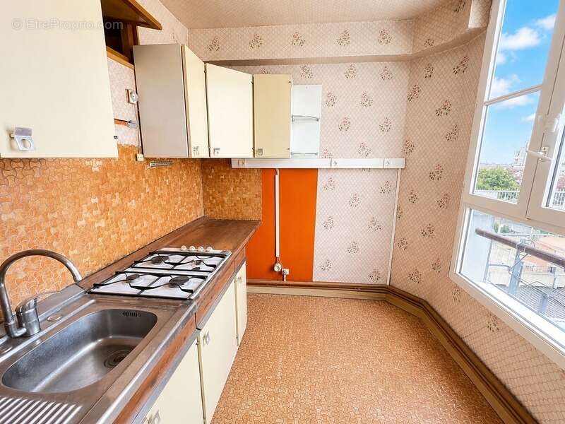 Appartement à PARIS-10E